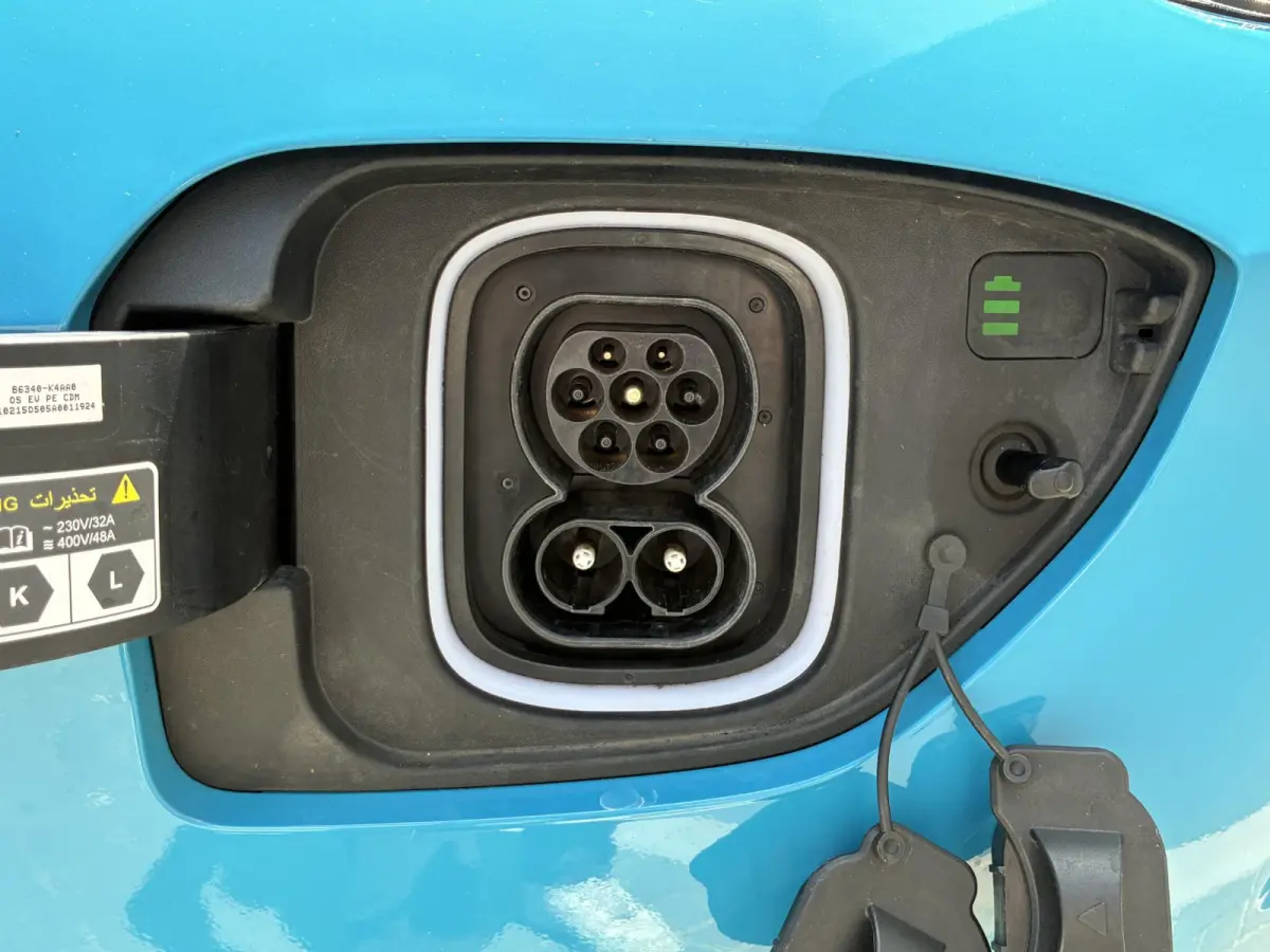 EV Fashion 39 kWh / SOH 100% / Stuur-/Stoelverwarming / Navigatie / Apple Carplay/Android Auto / Achteruitrijcamera / Krell audio / 3-fase /