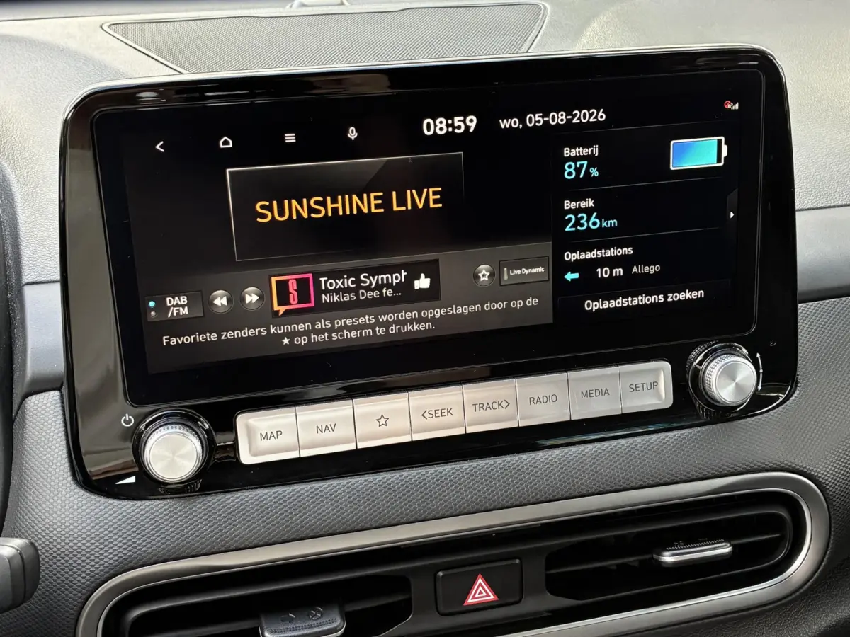 EV Fashion 39 kWh / SOH 100% / Stuur-/Stoelverwarming / Navigatie / Apple Carplay/Android Auto / Achteruitrijcamera / Krell audio / 3-fase /