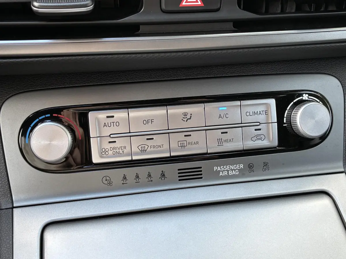 EV Fashion 39 kWh / SOH 100% / Stuur-/Stoelverwarming / Navigatie / Apple Carplay/Android Auto / Achteruitrijcamera / Krell audio / 3-fase /