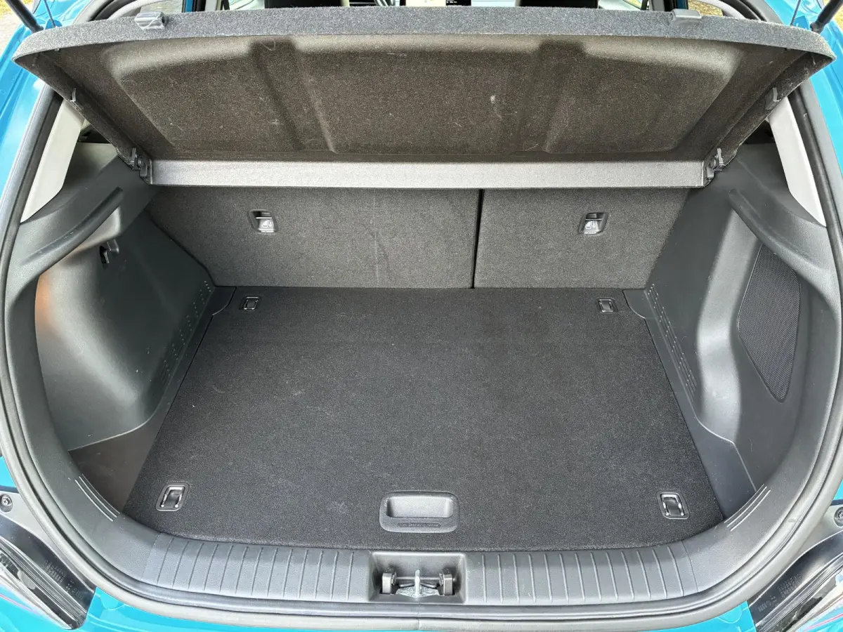 EV Fashion 39 kWh / SOH 100% / Stuur-/Stoelverwarming / Navigatie / Apple Carplay/Android Auto / Achteruitrijcamera / Krell audio / 3-fase /