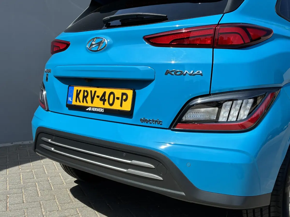 EV Fashion 39 kWh / SOH 100% / Stuur-/Stoelverwarming / Navigatie / Apple Carplay/Android Auto / Achteruitrijcamera / Krell audio / 3-fase /