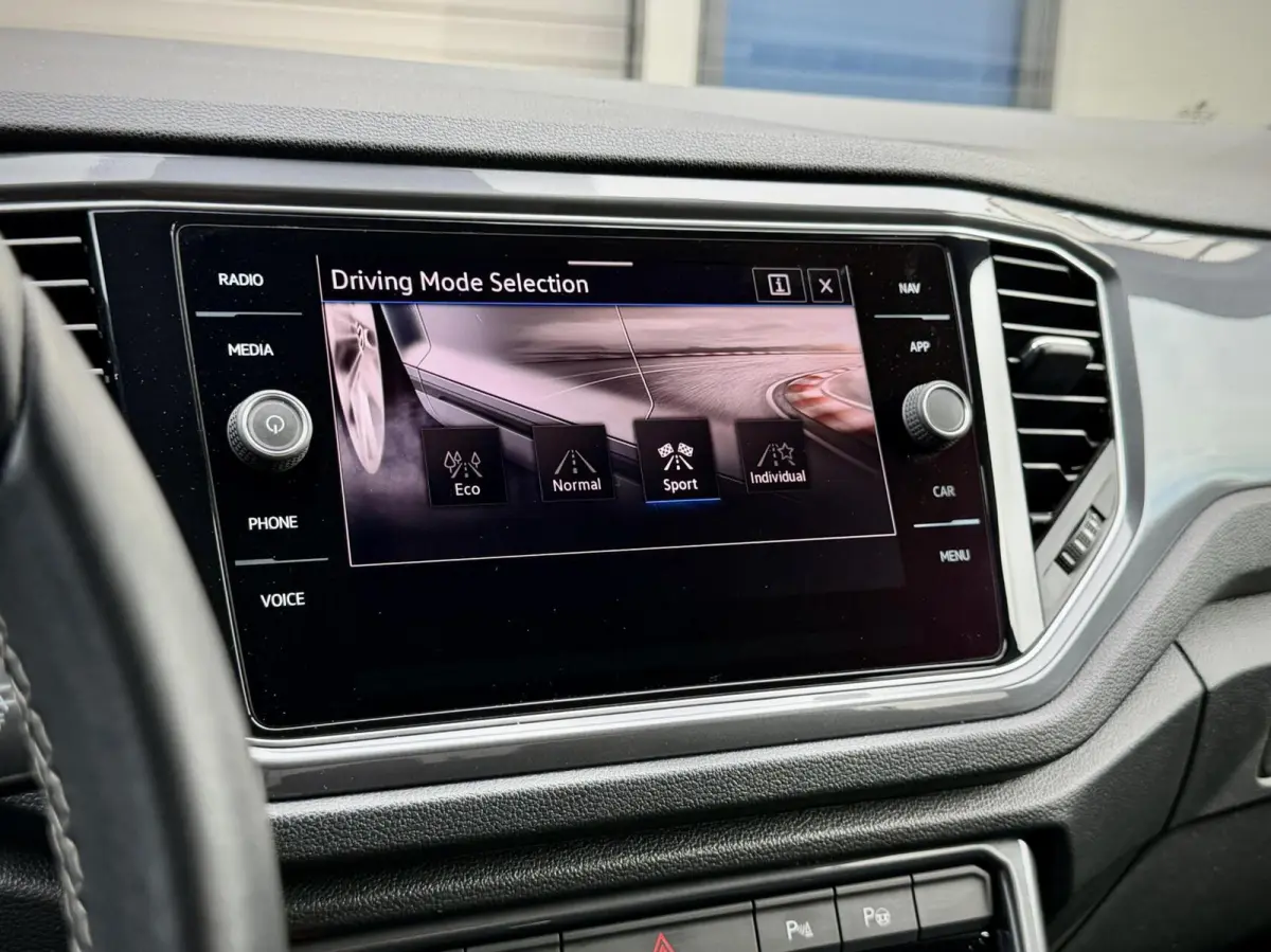 1.5 TSI R-Line Beats|Pano|Keyless|Dodehoek