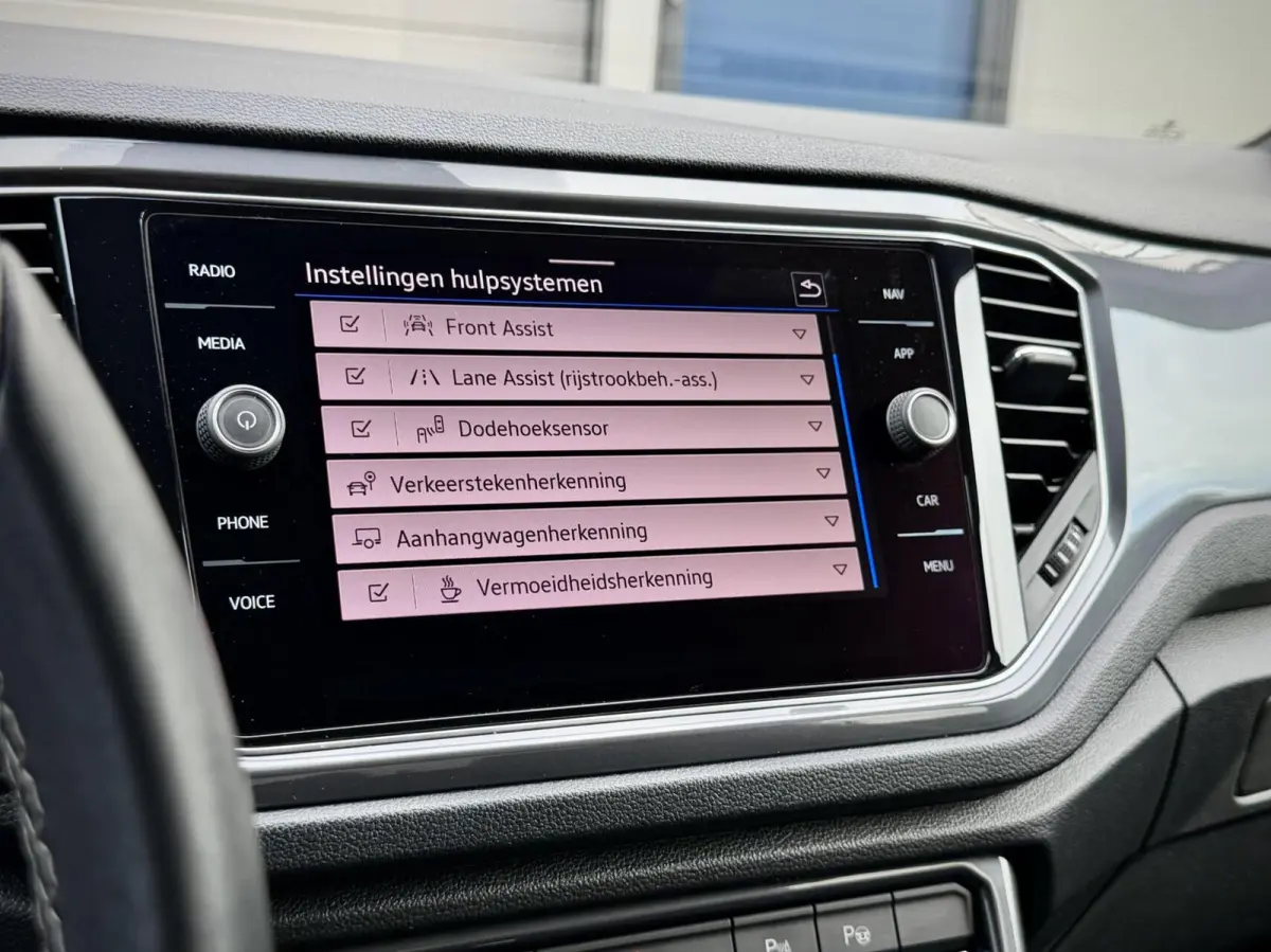 1.5 TSI R-Line Beats|Pano|Keyless|Dodehoek