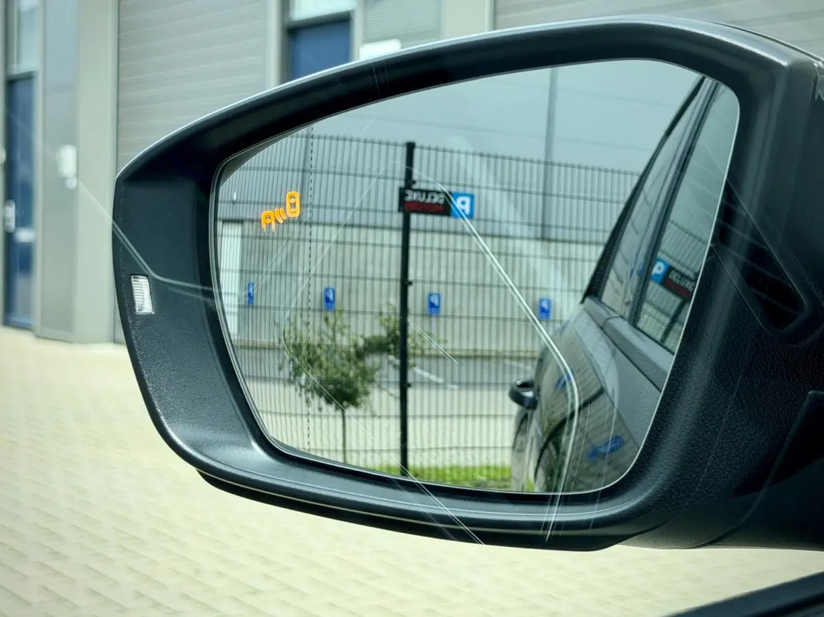1.5 TSI R-Line Beats|Pano|Keyless|Dodehoek