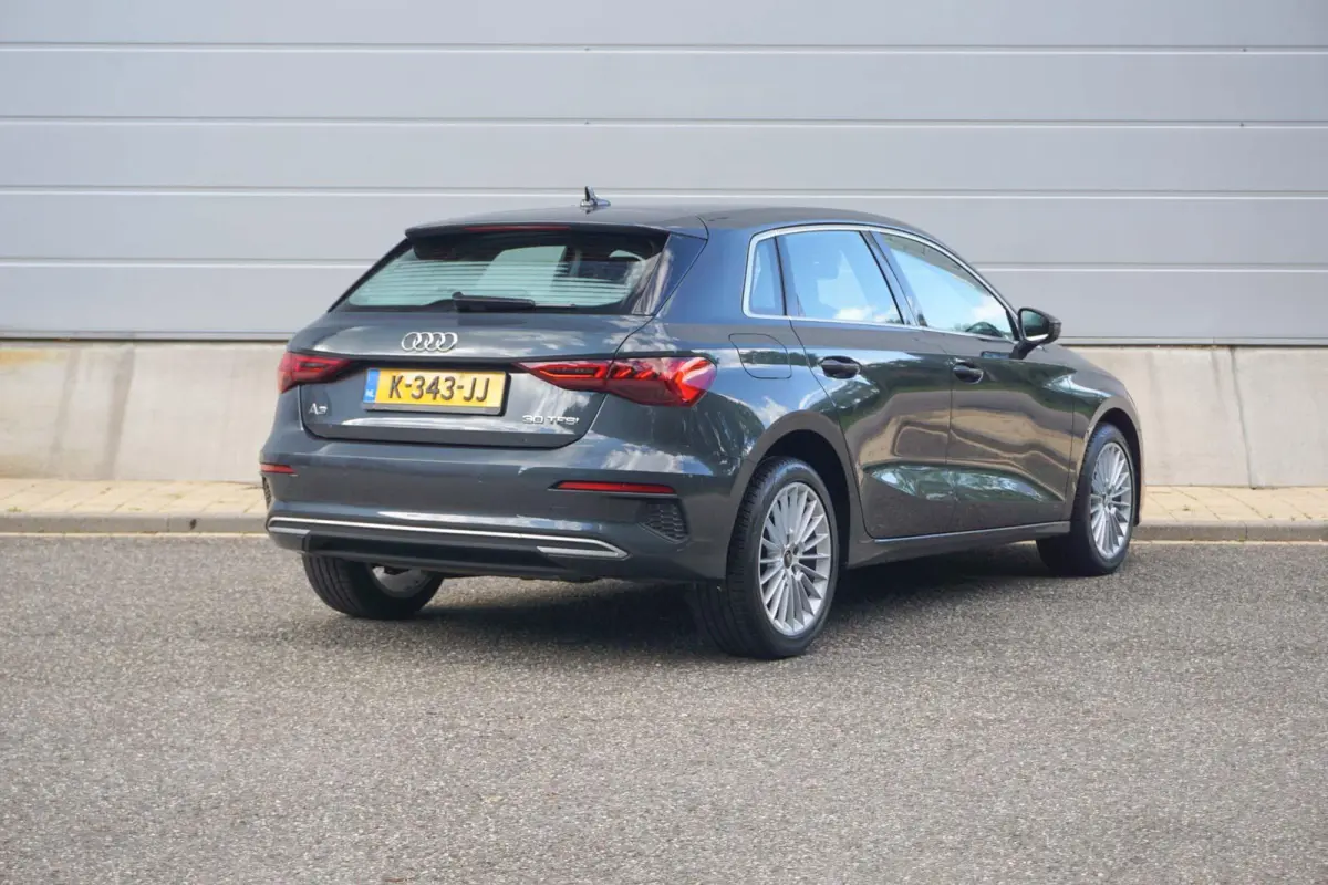 30 TFSI 110pk MHEV S-tronic Advanced Edition | Smartphone Interface | PDC | Navigatie | Cruise Control