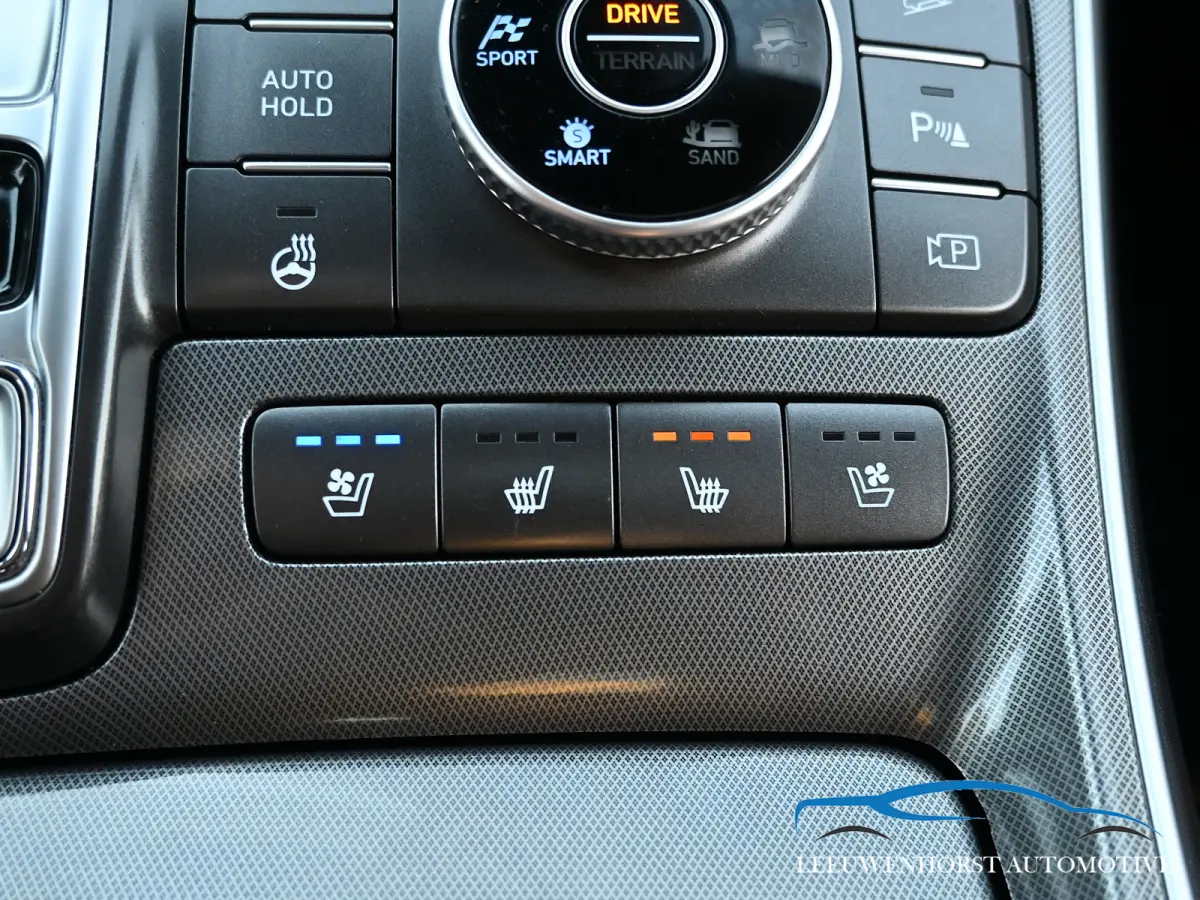 1.6 T-GDI PHEV Premium Sky, 4WD, pano, leer, elektr. klep, verw. stoelen/bank, Apple, full option, NL dealerauto
