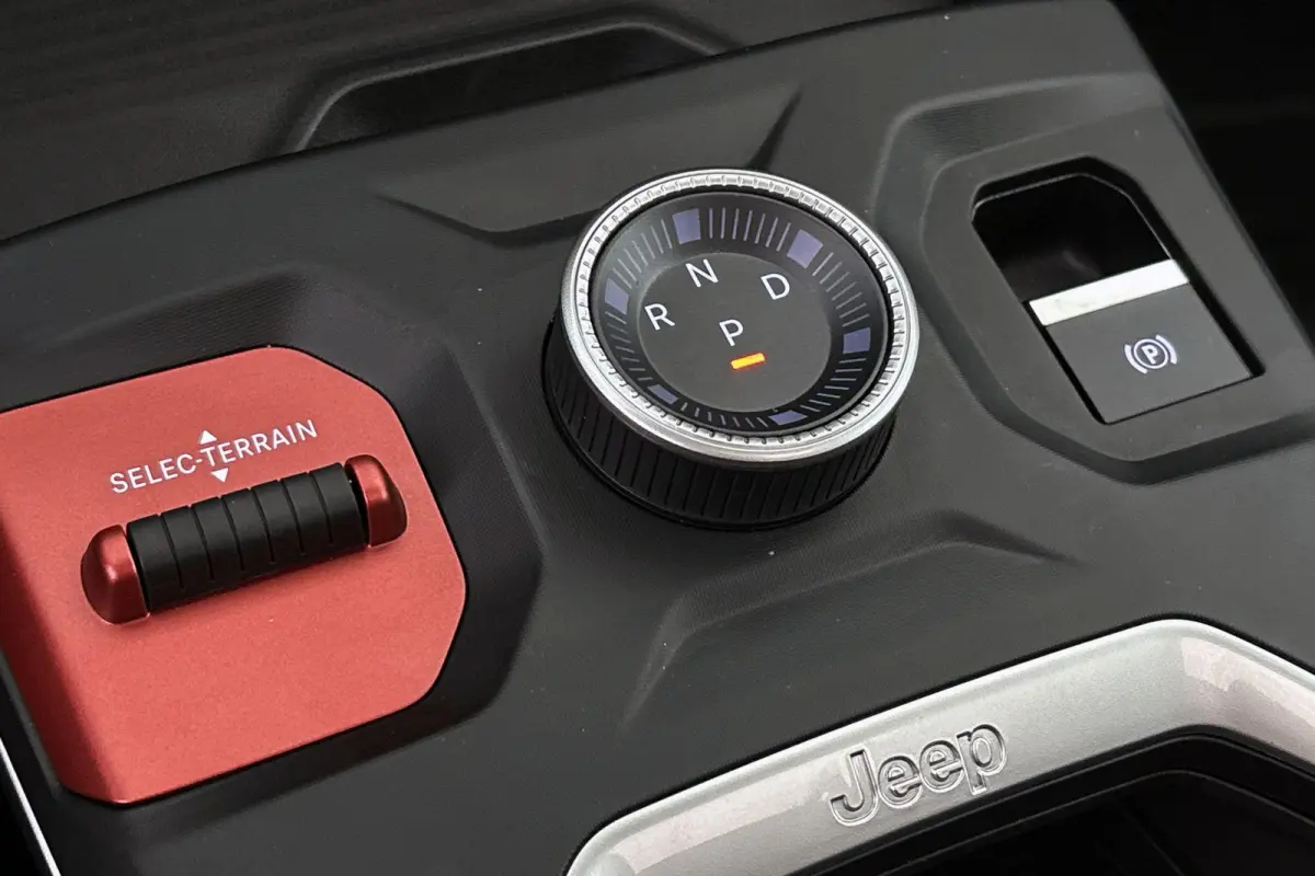 First Edition 74 kWh Panoramadak 360 Camera Massage