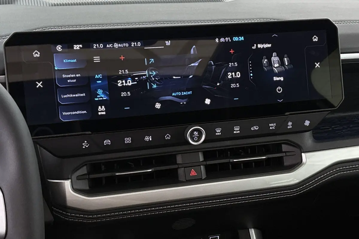 First Edition 74 kWh Panoramadak 360 Camera Massage