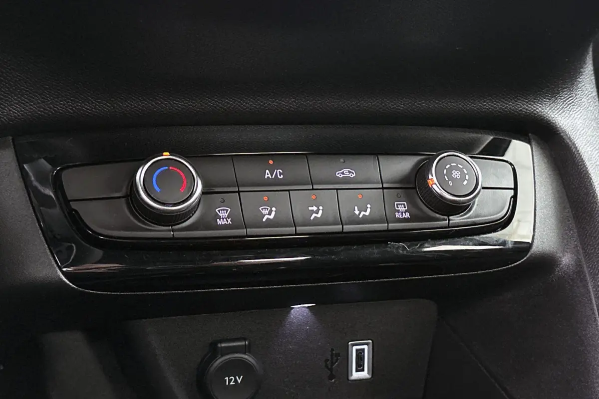 1.2 Turbo Hybrid GS Automaat Camera Apple CarPlay LED