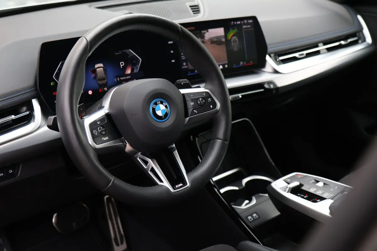 XDrive25e M-sport 19 inch Black Edition