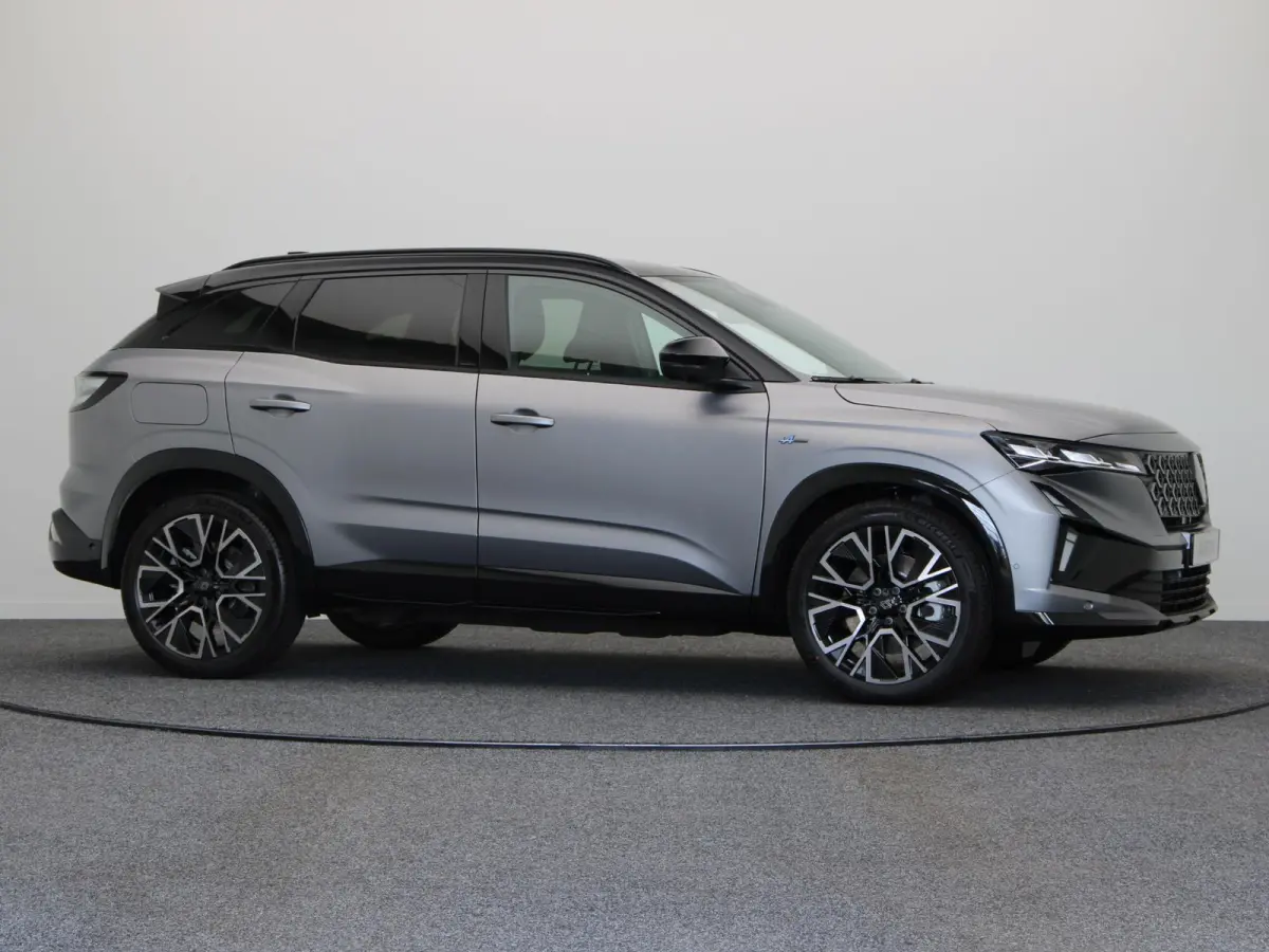 E-Tech full hybrid 200pk esprit Alpine | Vijf jaar garantie | Panoramisch dak | Harman Kardon | HUD | 360 graden camera |