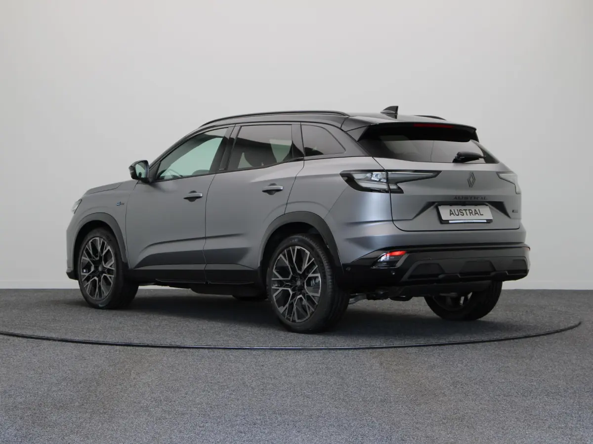 E-Tech full hybrid 200pk esprit Alpine | Vijf jaar garantie | Panoramisch dak | Harman Kardon | HUD | 360 graden camera |