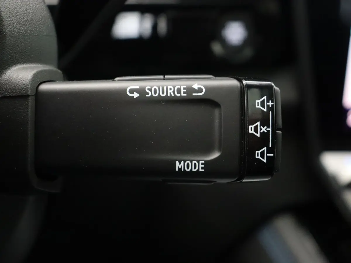 E-Tech full hybrid 200pk esprit Alpine | Vijf jaar garantie | Panoramisch dak | Harman Kardon | HUD | 360 graden camera |