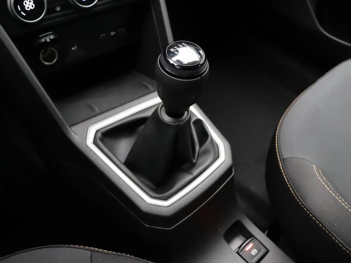 TCe 110pk limited edition | Climate control | Lichtmetalen velgen | Achteruitrijcamera |