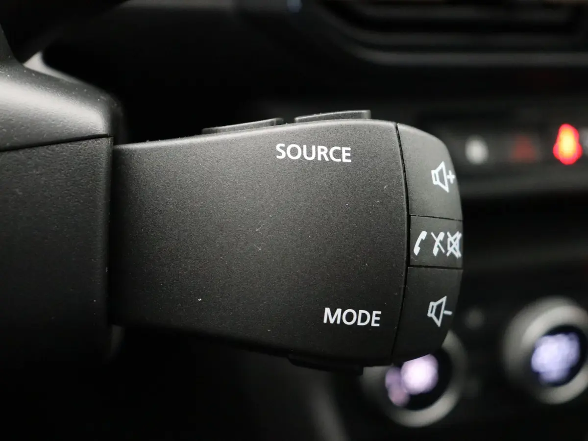 TCe 110pk limited edition | Climate control | Lichtmetalen velgen | Achteruitrijcamera |