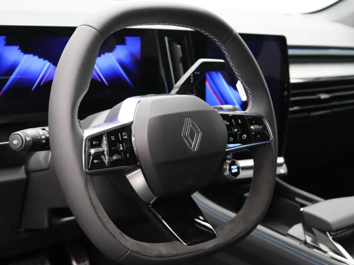 E-Tech full hybrid 200pk esprit Alpine | HUD | Active driver assist | Harman kardon | Panoramisch dak |