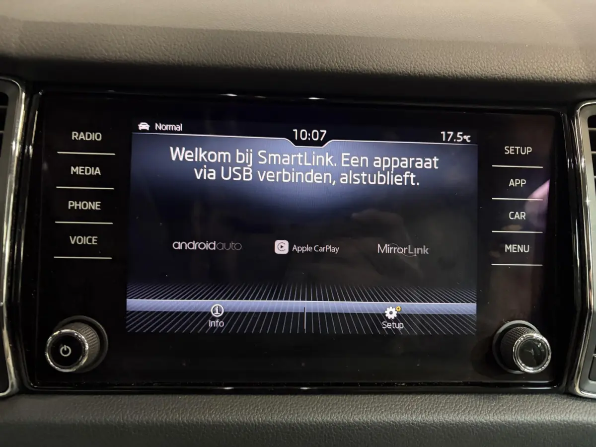 2.0 TSI 4x4 Style Business 7 PERSOONS Elektrische stoelen met geheugen Elek achterklep Navigatie