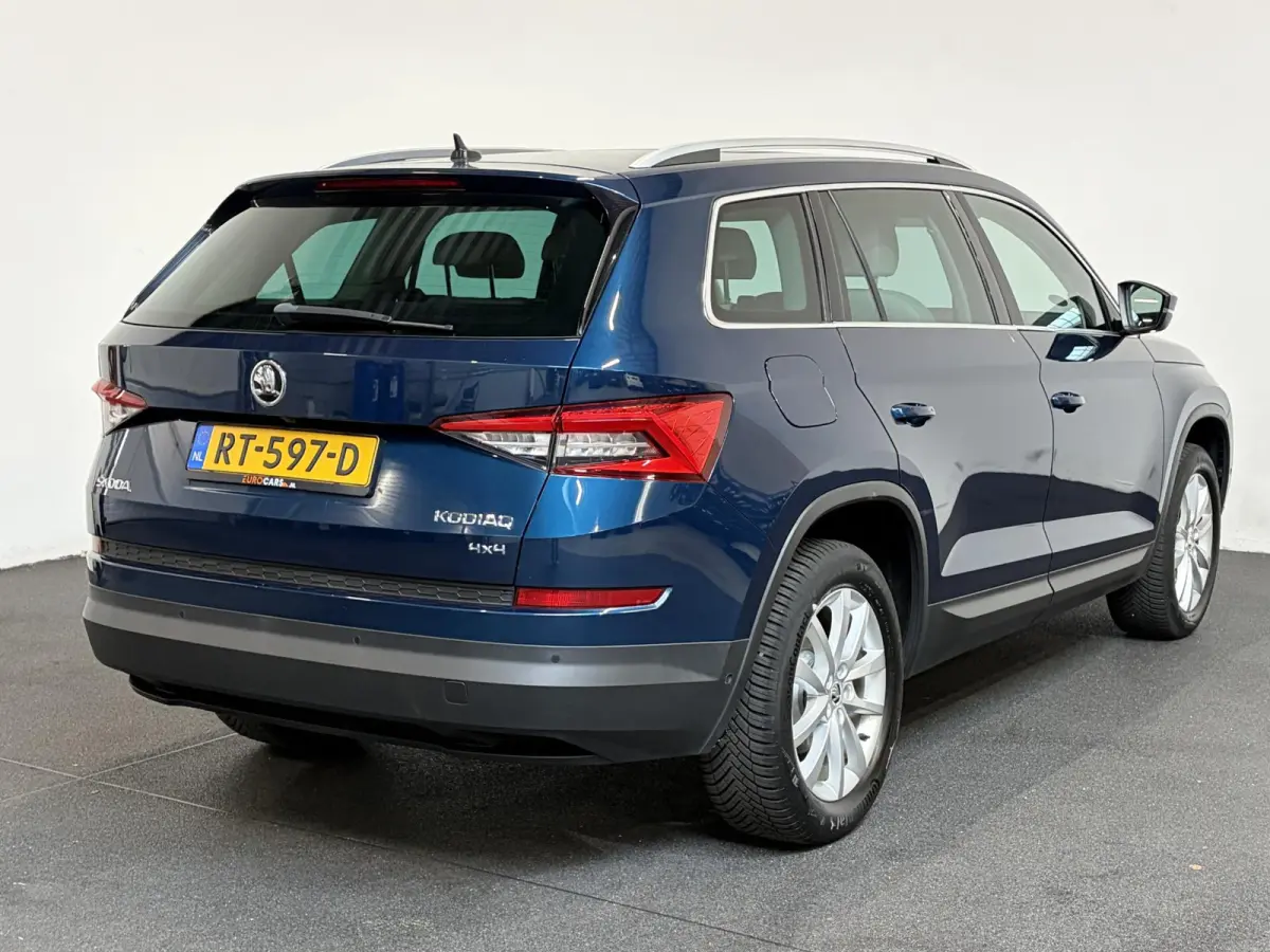 2.0 TSI 4x4 Style Business 7 PERSOONS Elektrische stoelen met geheugen Elek achterklep Navigatie
