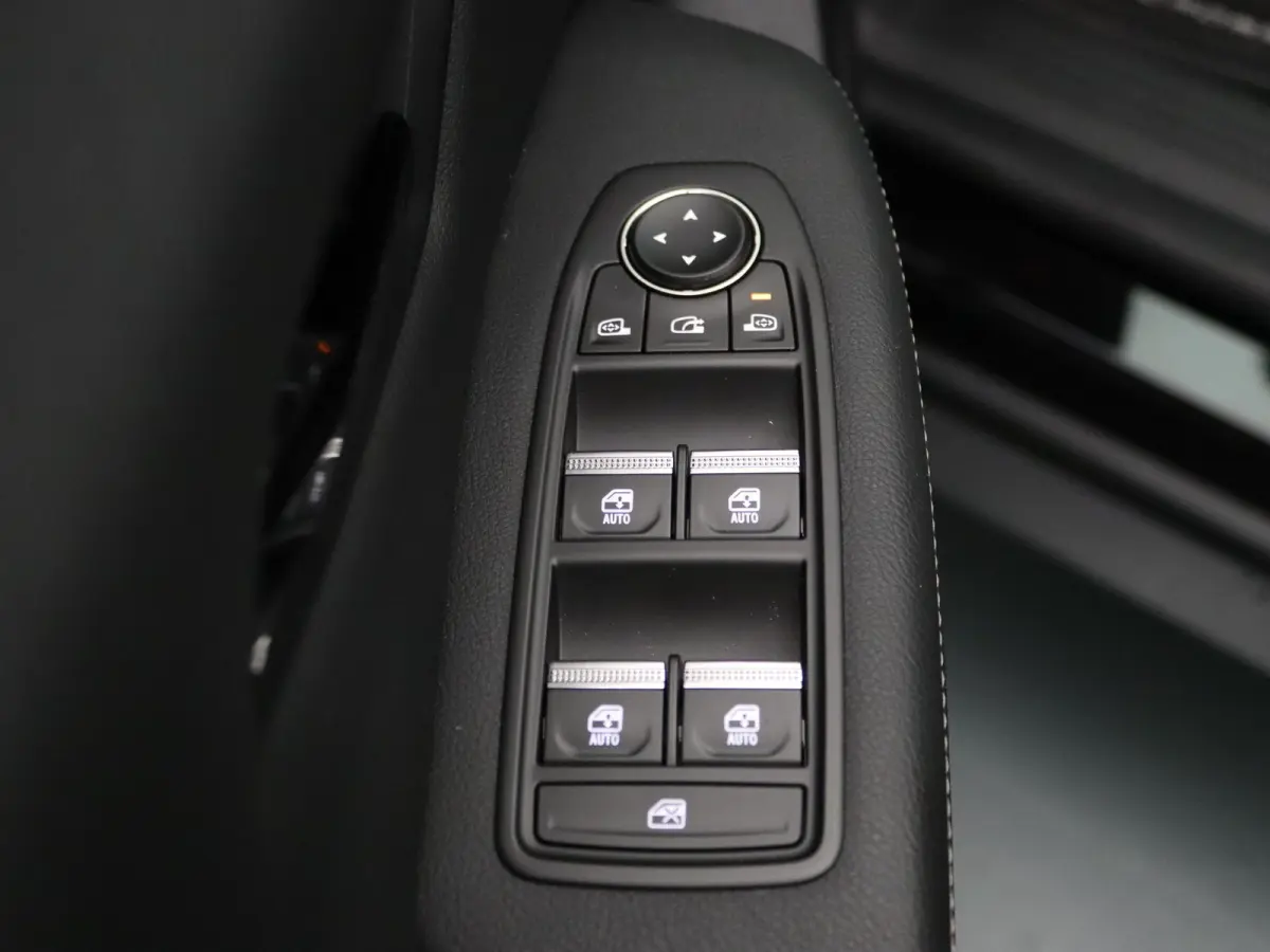 Intense+ 87 kWh Apple Carplay/Android Auto | Climate