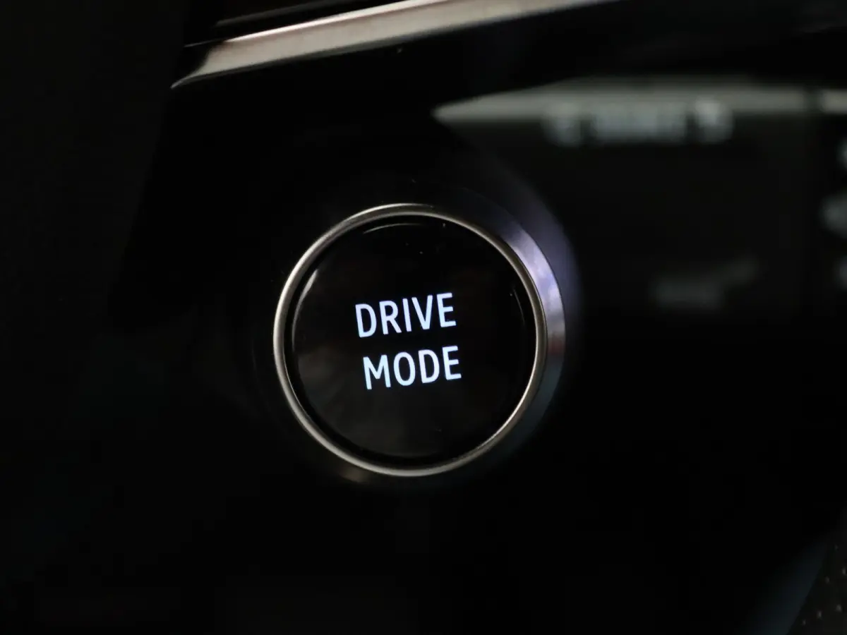 Intense+ 87 kWh Apple Carplay/Android Auto | Climate