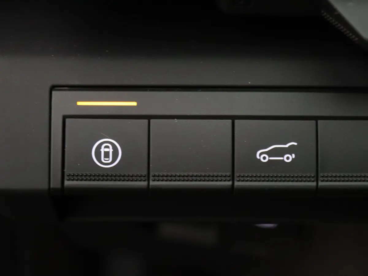 Intense+ 87 kWh Apple Carplay/Android Auto | Climate