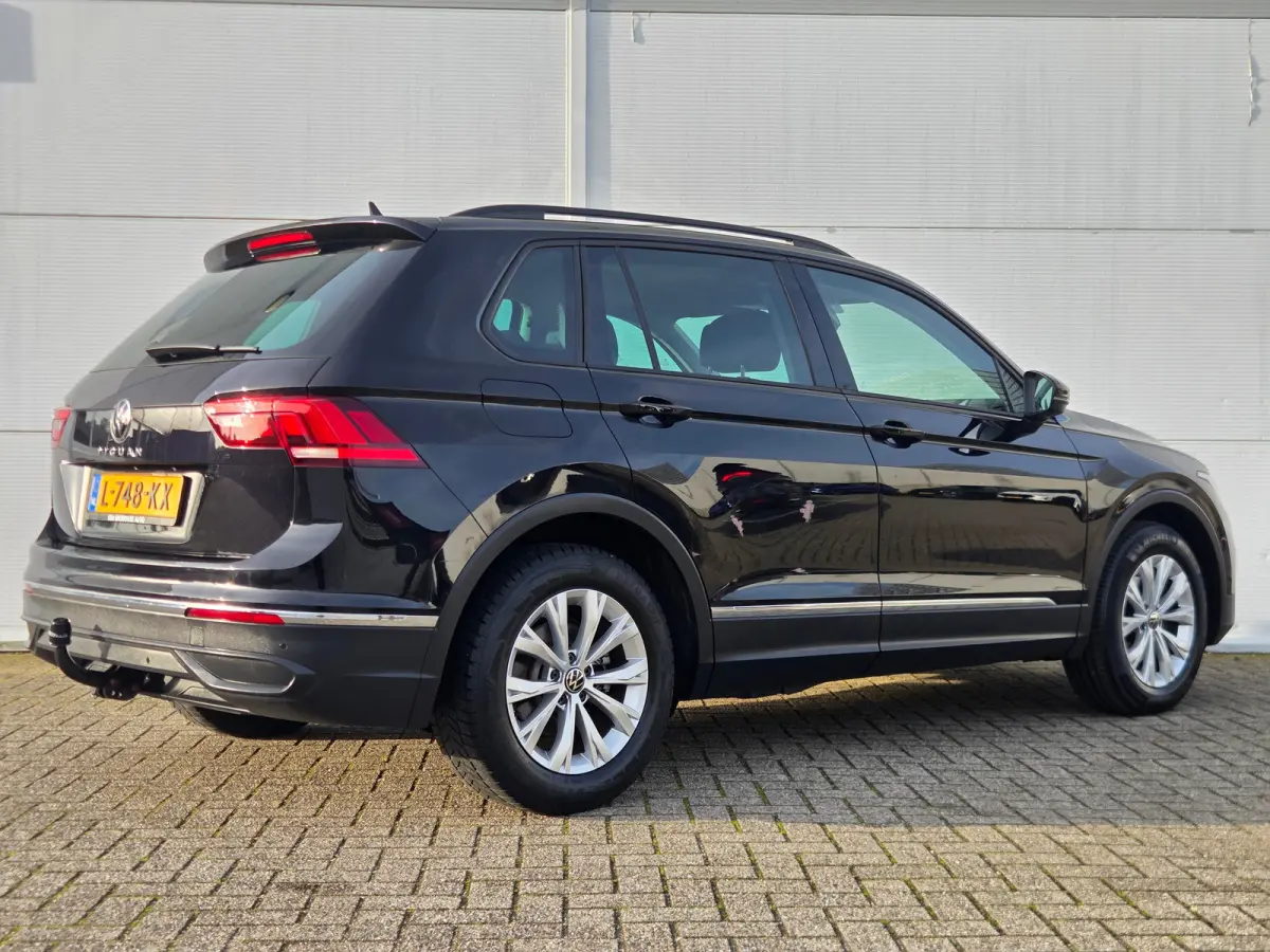 1.5 TSI Life Business | Airco (automatisch) | Cruise control adaptief met Stop&Go | DAB ontvanger