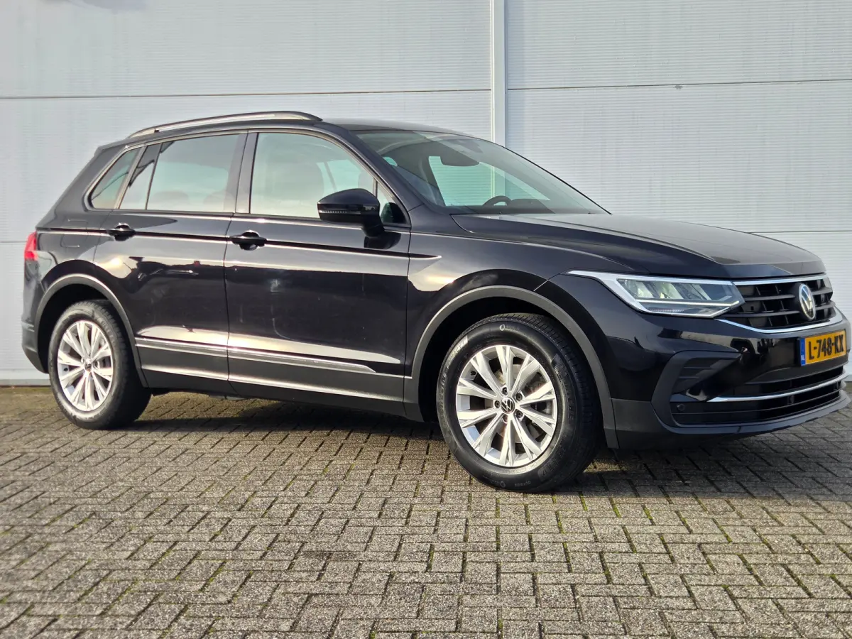 1.5 TSI Life Business | Airco (automatisch) | Cruise control adaptief met Stop&Go | DAB ontvanger