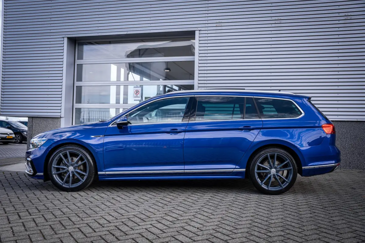 1.5 TSI Elegance Business R | Achteruitrijcamera | Elektrisch glazen panorama-dak | R-Line exterieur