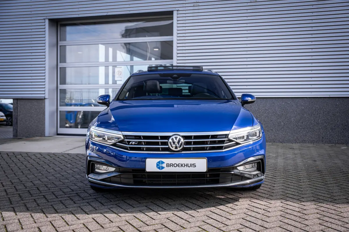 1.5 TSI Elegance Business R | Achteruitrijcamera | Elektrisch glazen panorama-dak | R-Line exterieur