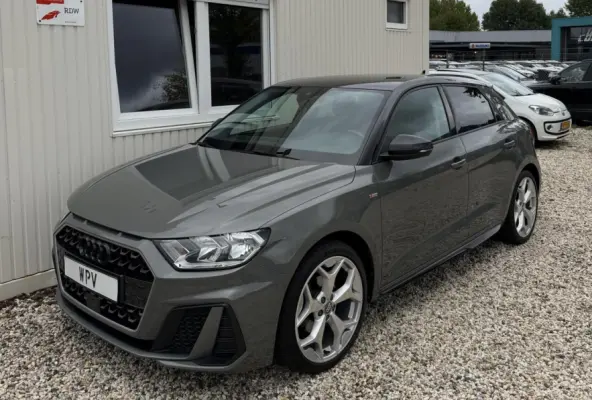 30 TFSI edition one S-Line Automaat