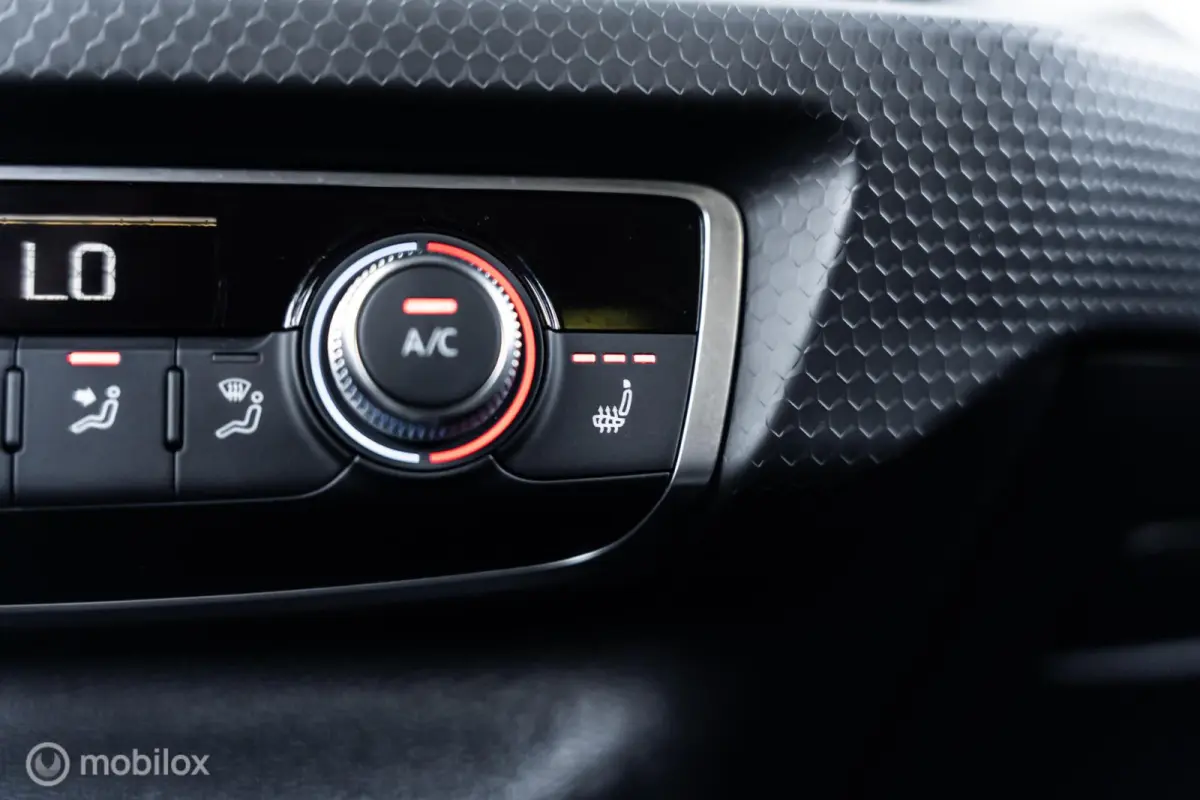 30 TFSI edition one S-Line Automaat