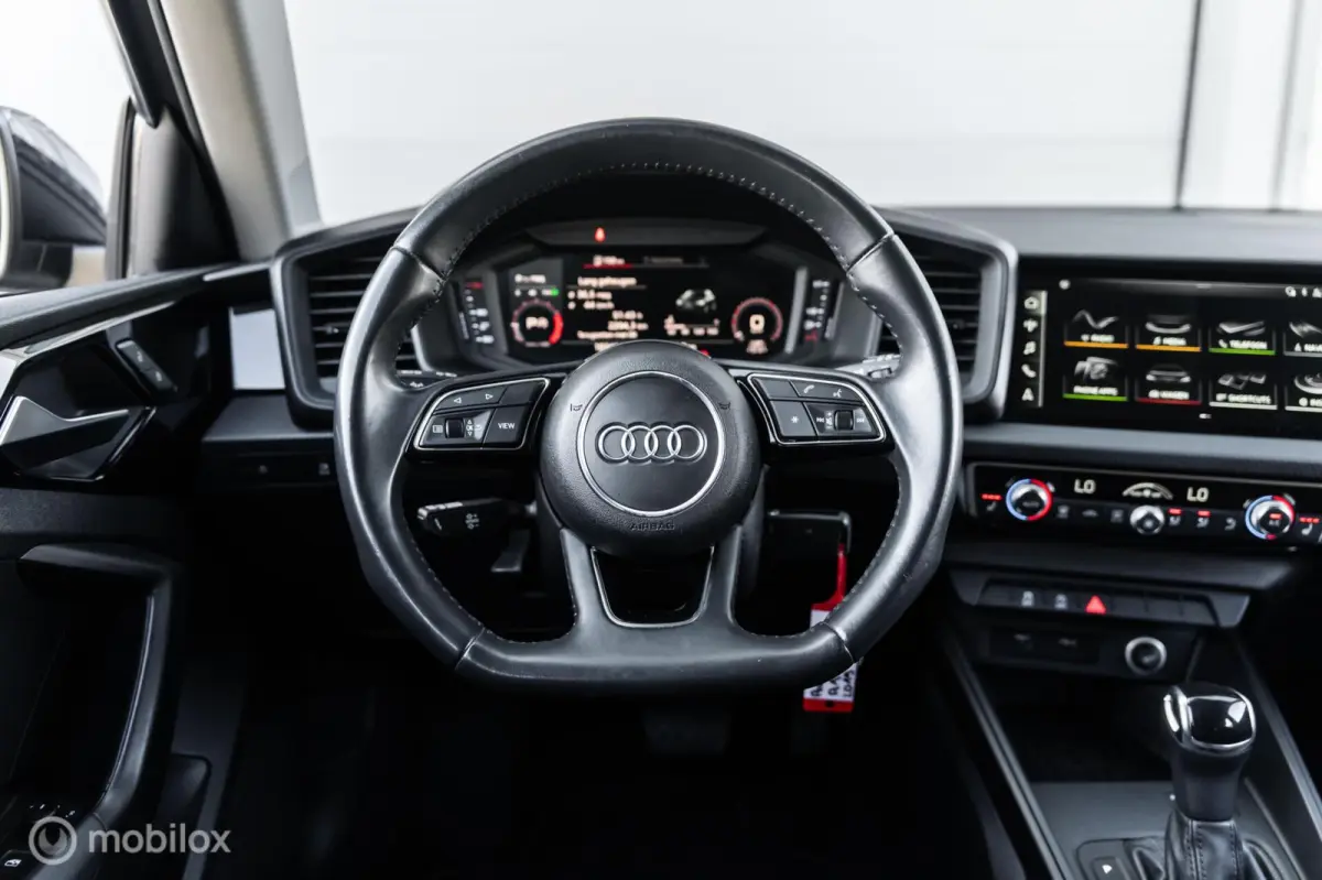 30 TFSI edition one S-Line Automaat