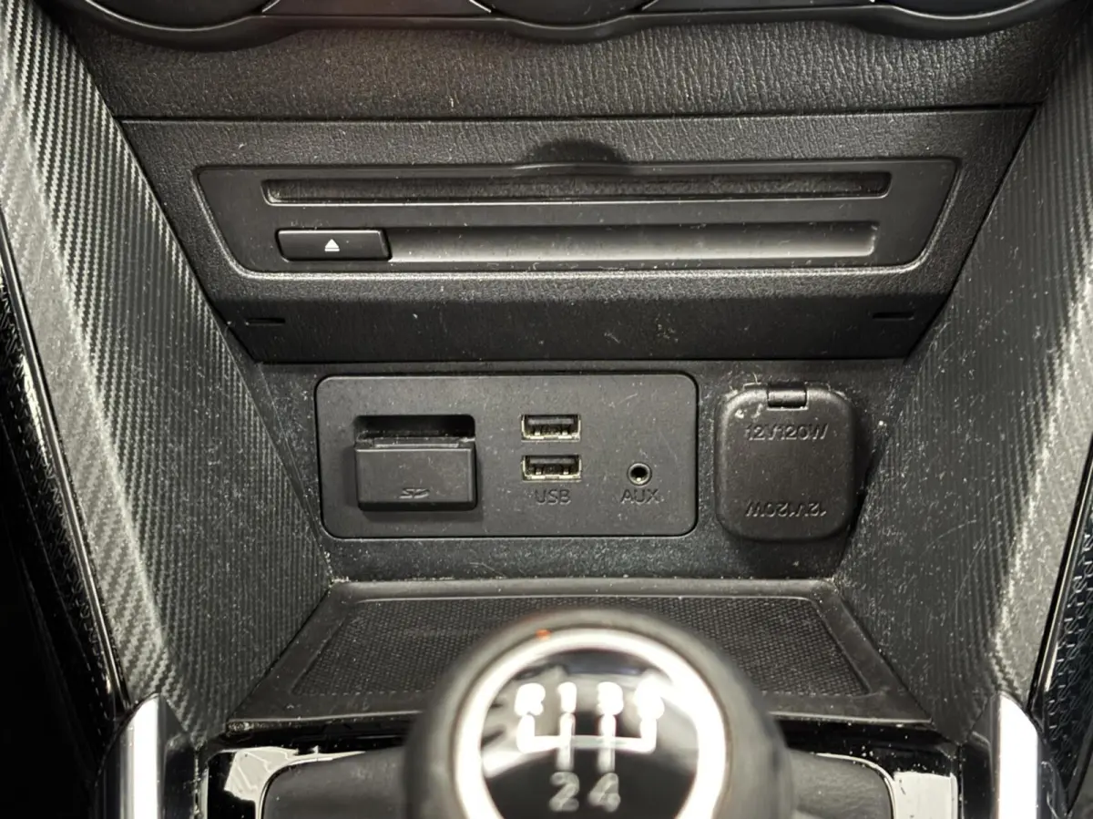1.5 Skyactiv-G Sport Selected / Airco / NL Auto / 2e Eig / Camera / Navi