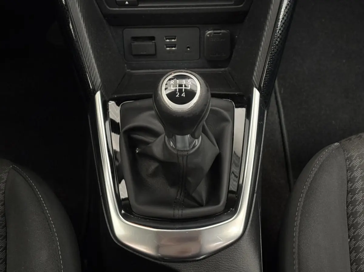 1.5 Skyactiv-G Sport Selected / Airco / NL Auto / 2e Eig / Camera / Navi