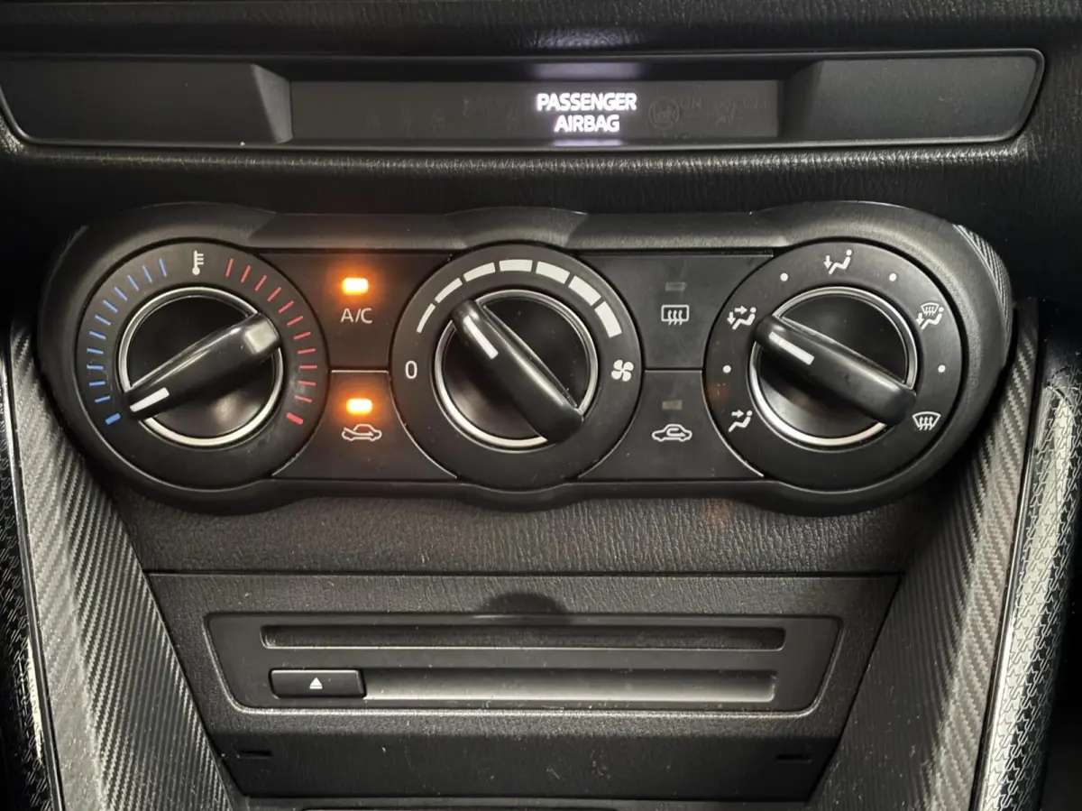 1.5 Skyactiv-G Sport Selected / Airco / NL Auto / 2e Eig / Camera / Navi