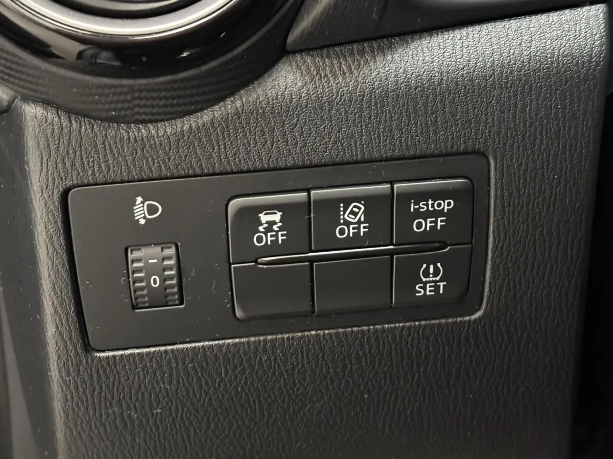 1.5 Skyactiv-G Sport Selected / Airco / NL Auto / 2e Eig / Camera / Navi