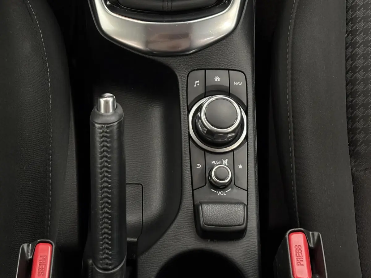 1.5 Skyactiv-G Sport Selected / Airco / NL Auto / 2e Eig / Camera / Navi