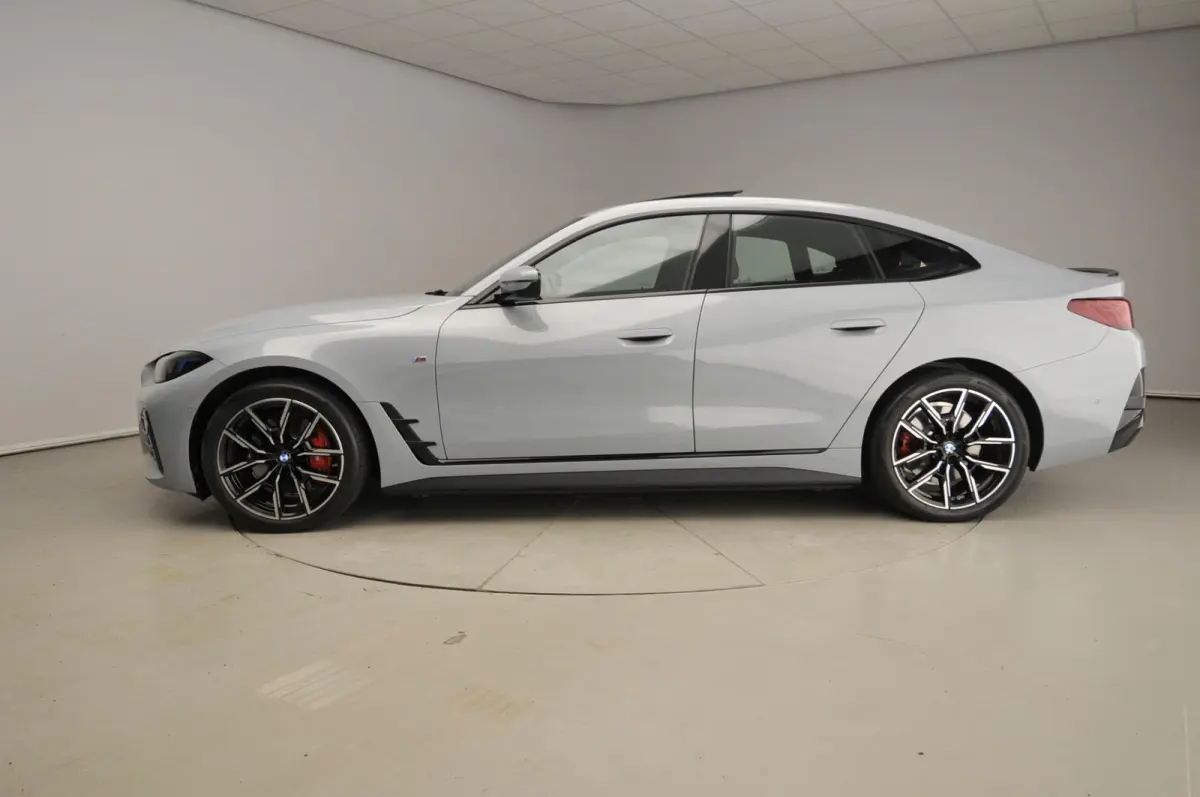 Gran Coupé eDrive35 | M-Sportpakket | LED | Leder | SOH 98% | Navigatie | Schuifdak | Trekhaak | Sportstoelen | DAB | Harman-kardon sound | Alu 19 inch
