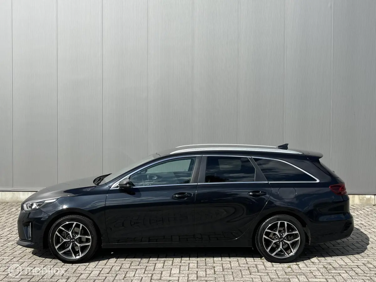 1.0 T-GDi GT-Line , Camera, Led, Vol !