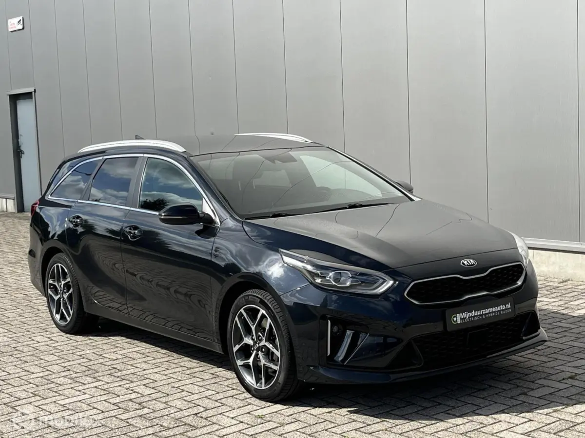 1.0 T-GDi GT-Line , Camera, Led, Vol !