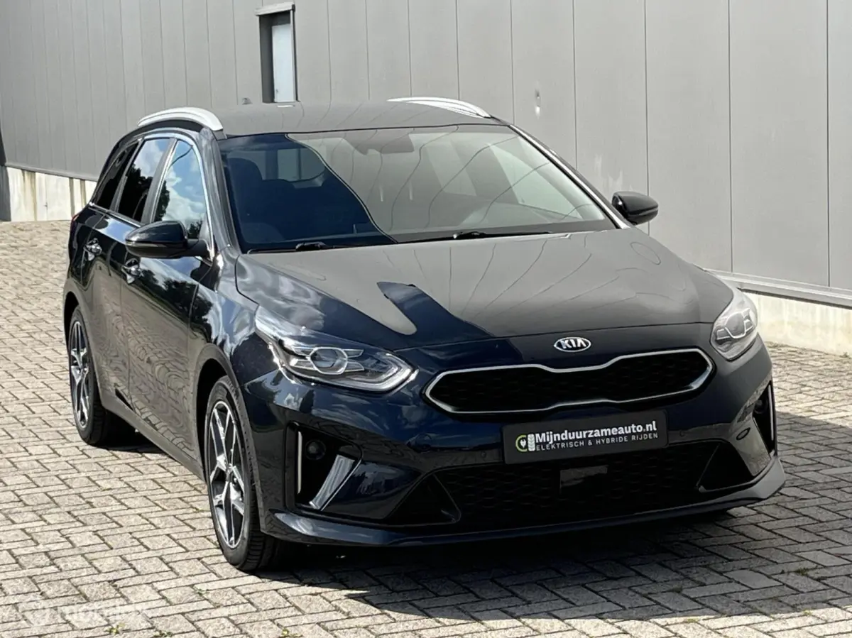 1.0 T-GDi GT-Line , Camera, Led, Vol !