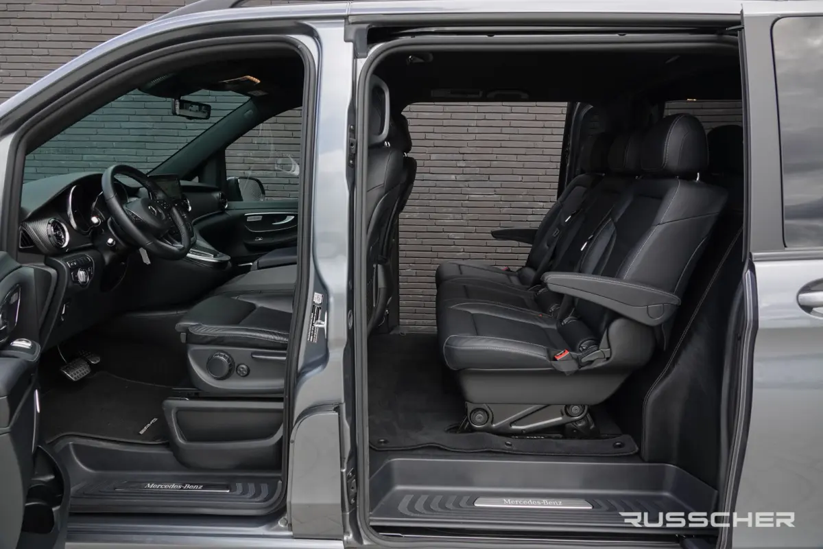 300d 237Pk 9G-Tronic | Extra Lang | Dubbele Cabine | Avantgarde Edition | Airmatic | 2xSchuifdeur | 19''