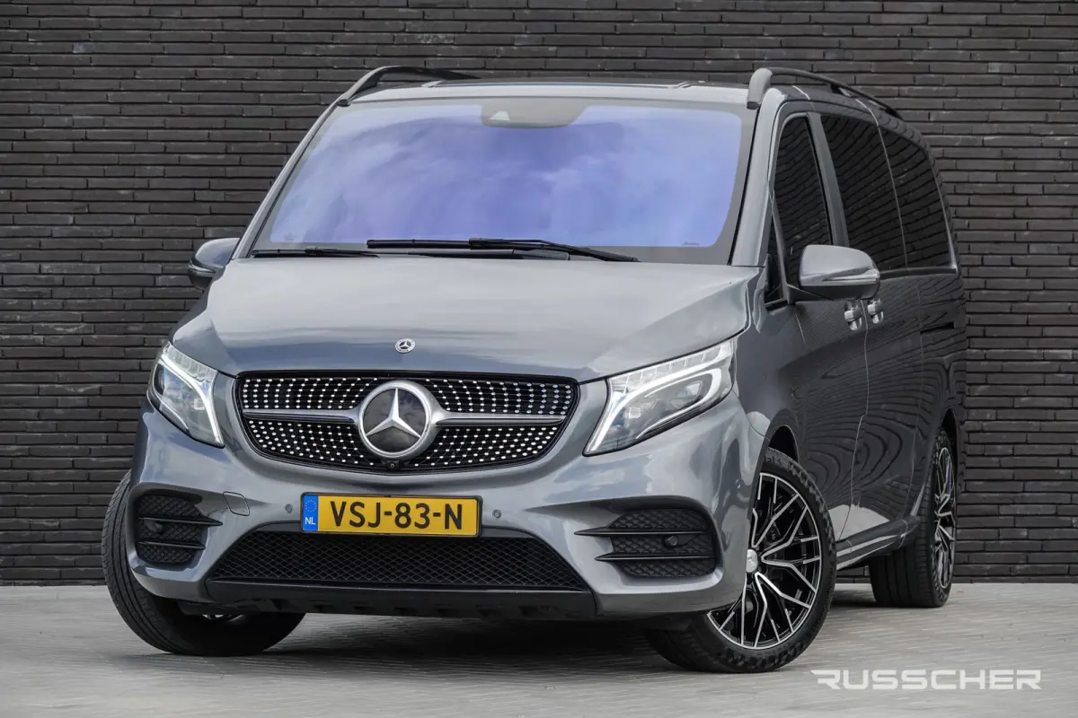 300d 237Pk 9G-Tronic | Extra Lang | Dubbele Cabine | Avantgarde Edition | Airmatic | 2xSchuifdeur | 19''