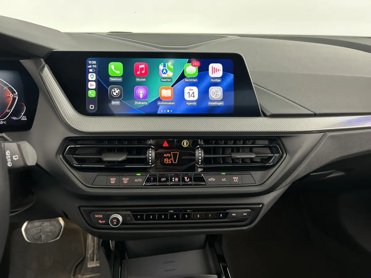 118i Aut. M-Sport Shadow Line Pano-dak/Camera/18'LMV/HIFI