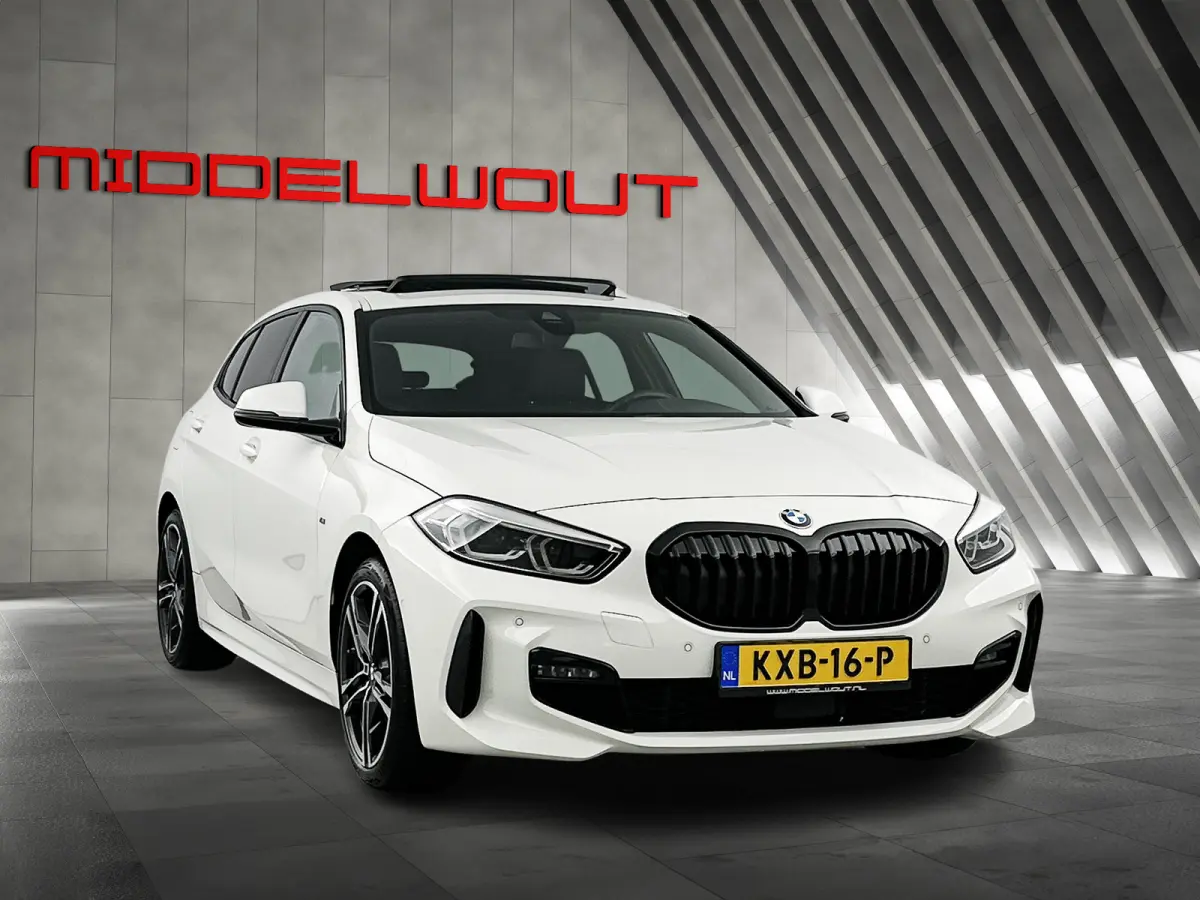 118i Aut. M-Sport Shadow Line Pano-dak/Camera/18'LMV/HIFI