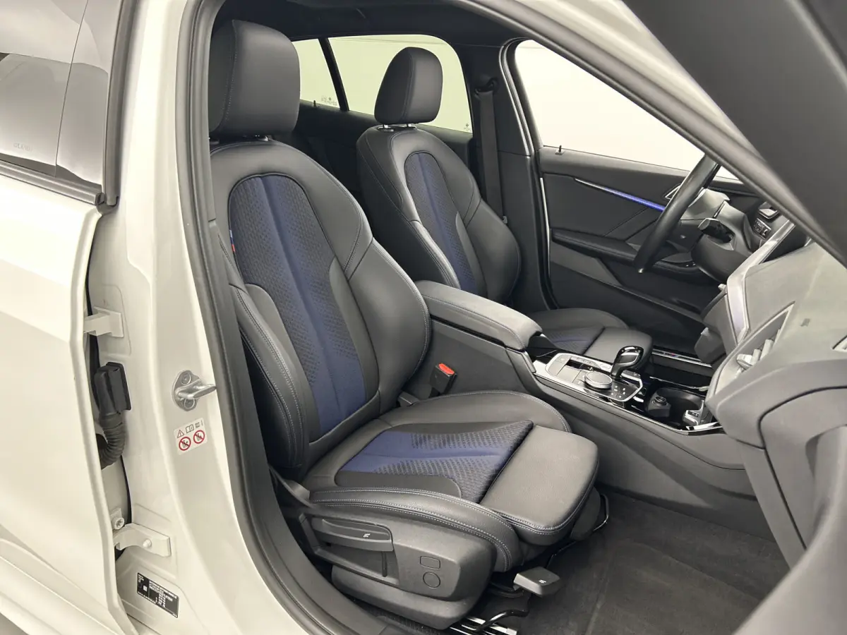 118i Aut. M-Sport Shadow Line Pano-dak/Camera/18'LMV/HIFI