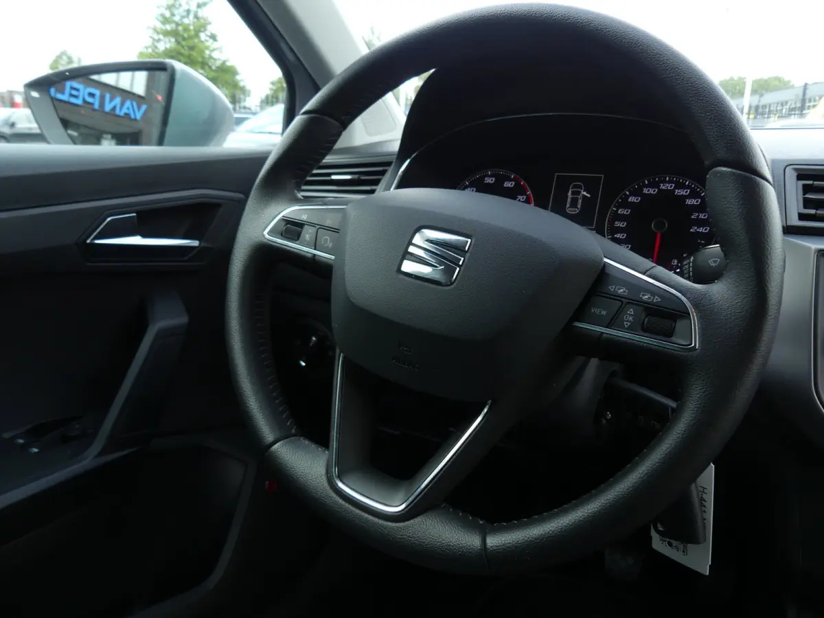 1.0 TSI Style Business Intense / Beats Audio