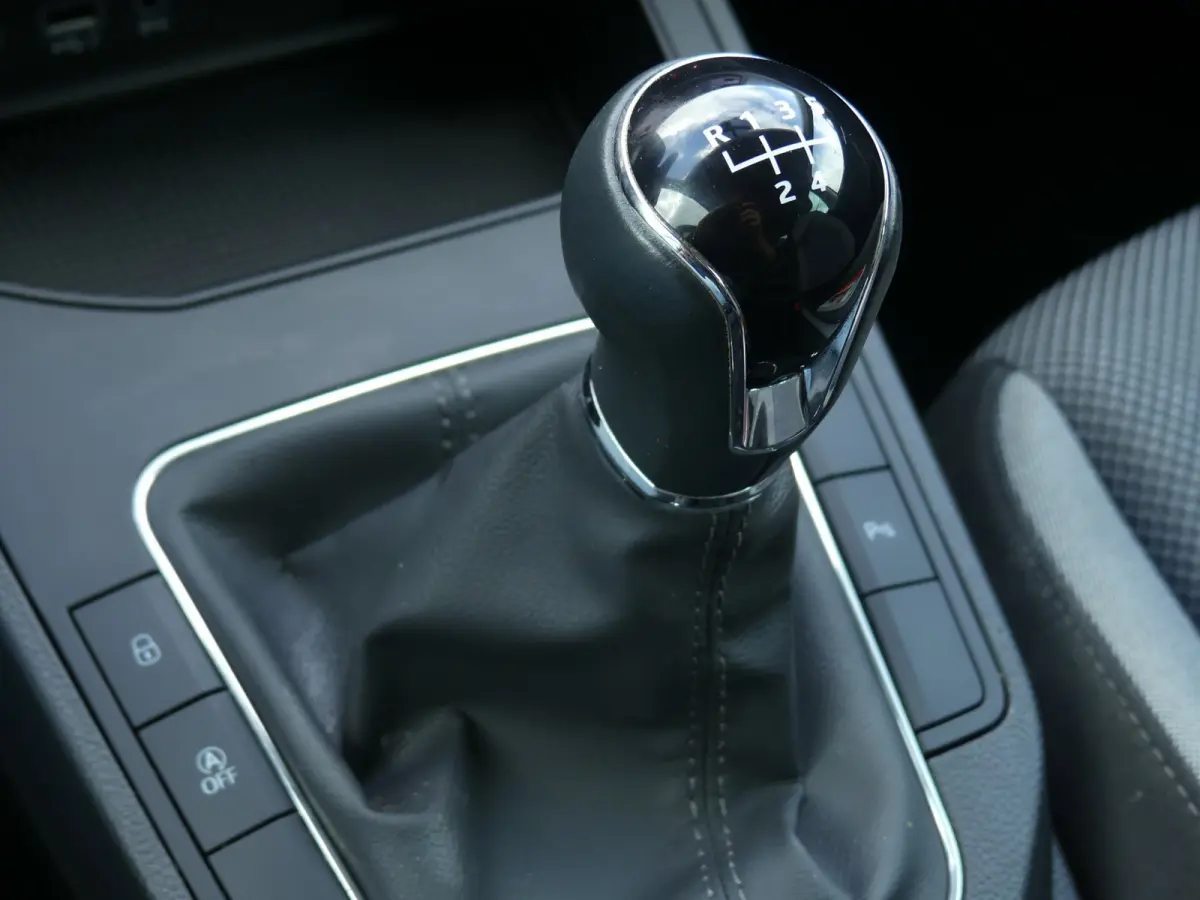 1.0 TSI Style Business Intense / Beats Audio