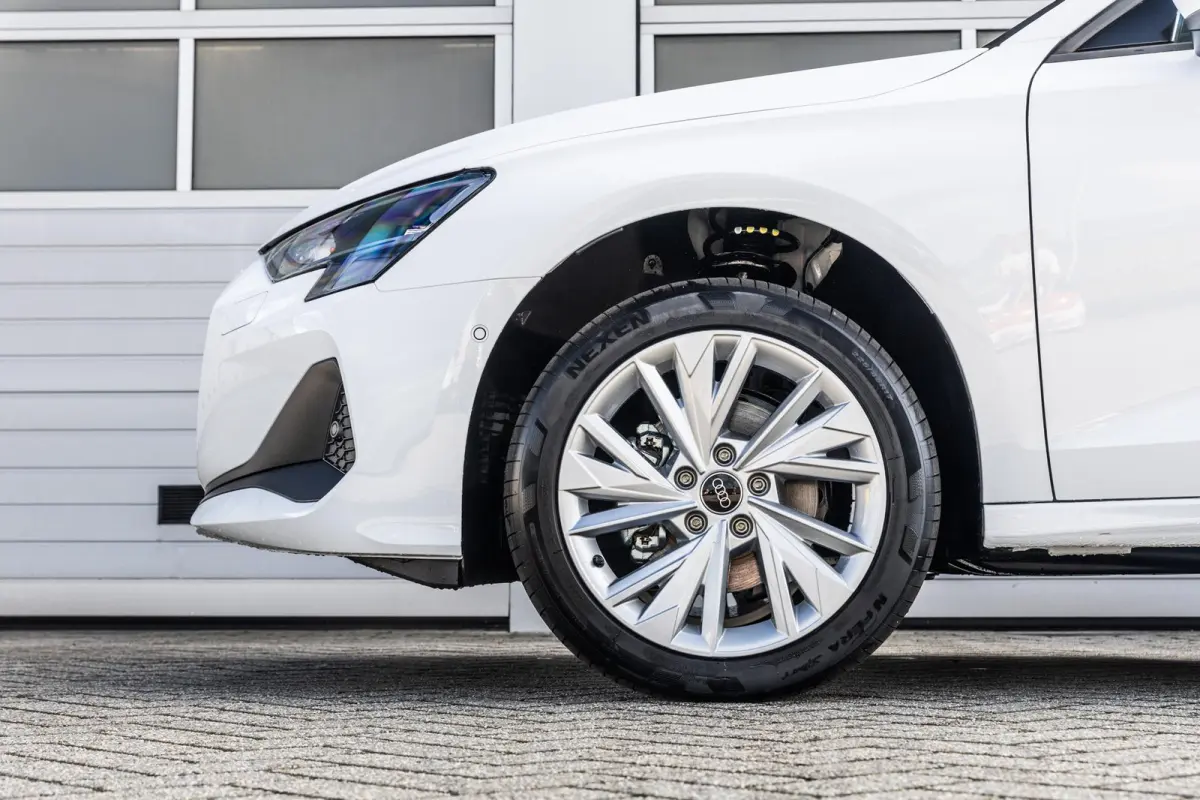 30 TFSI 115pk Pro Line | Stoelverwarming | 18" Velgen