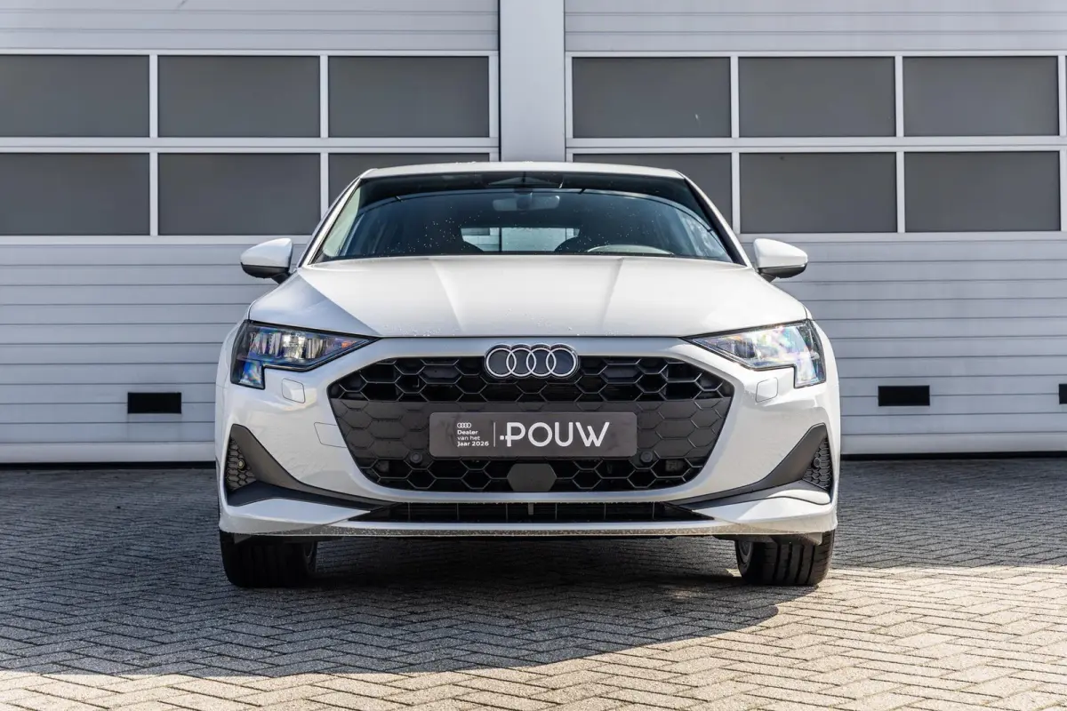 30 TFSI 115pk Pro Line | Stoelverwarming | 18" Velgen